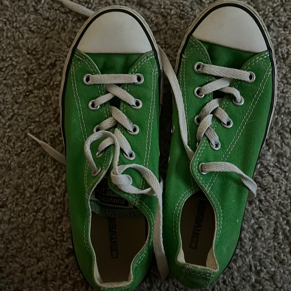Converse size 3
